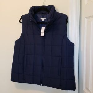 NY&CO navy puff vest NWT